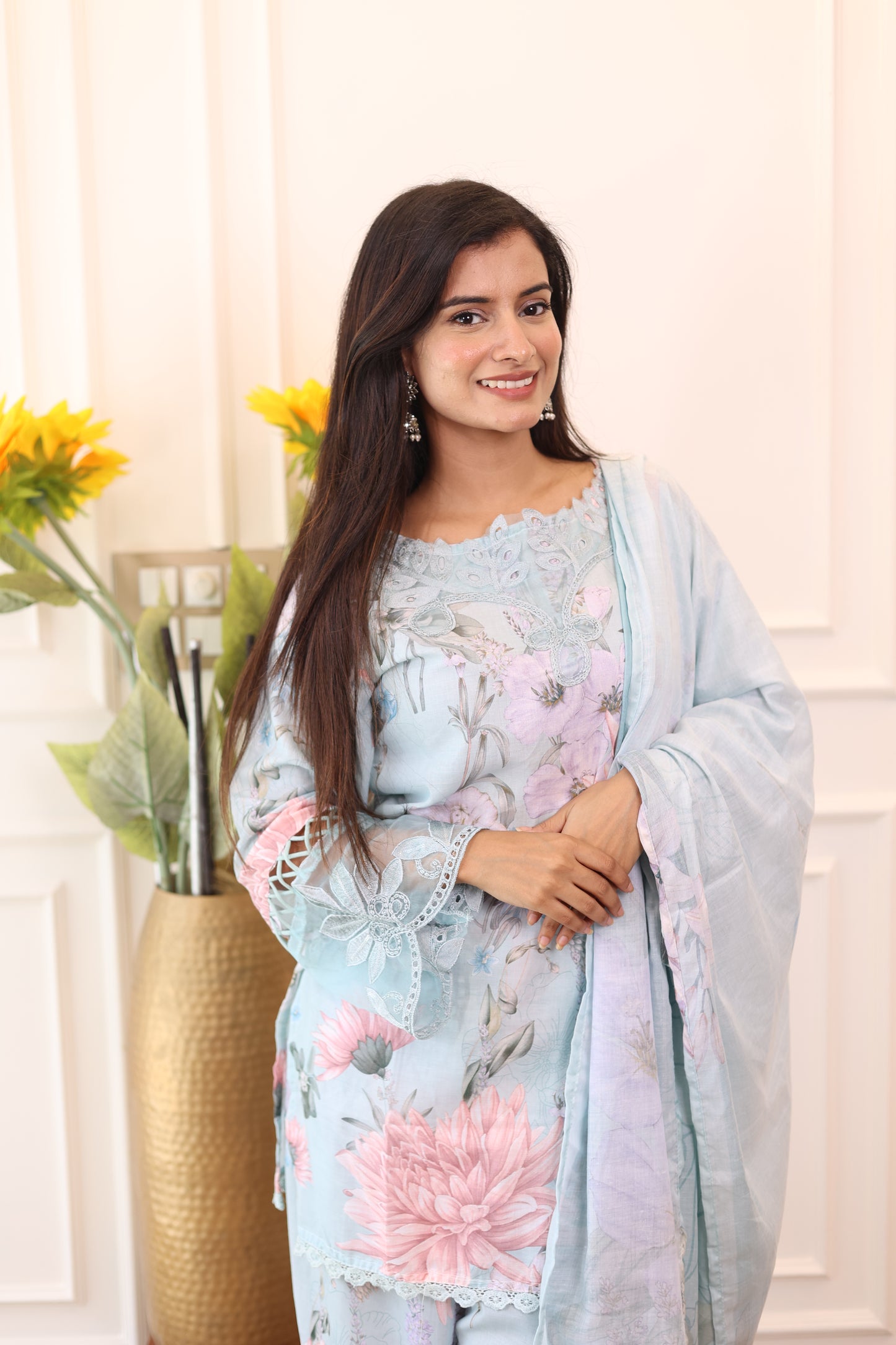 Neel Gul Farshi 3-Piece Suit Set