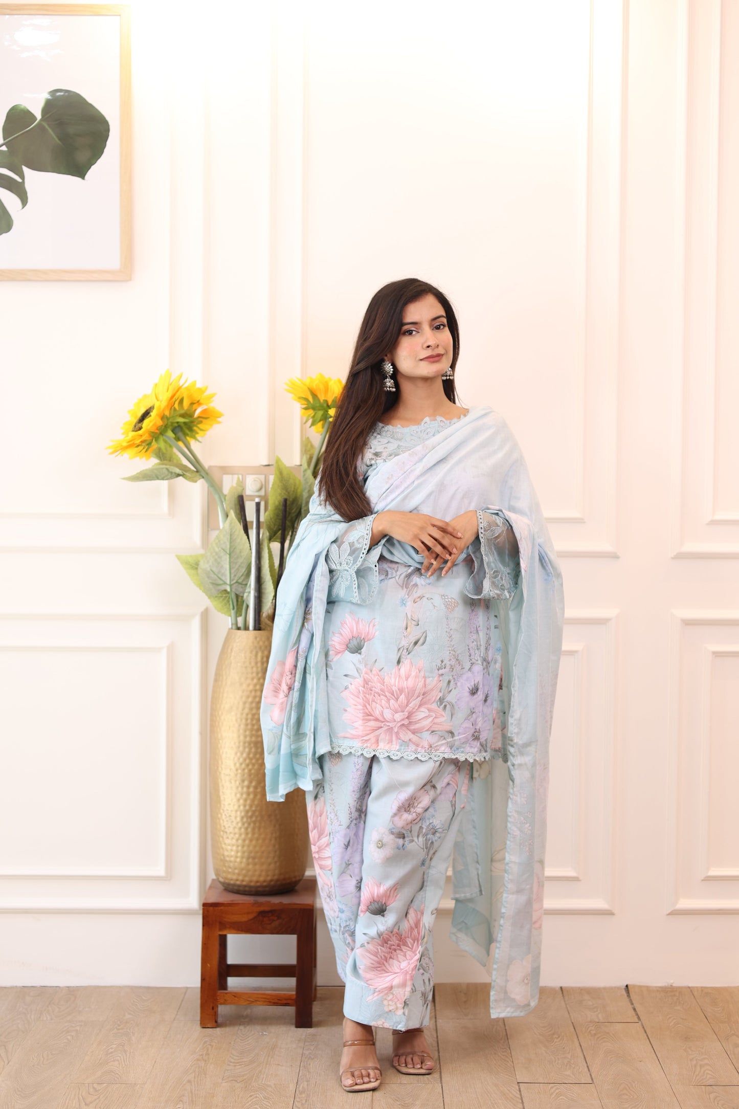 Neel Gul Farshi 3-Piece Suit Set