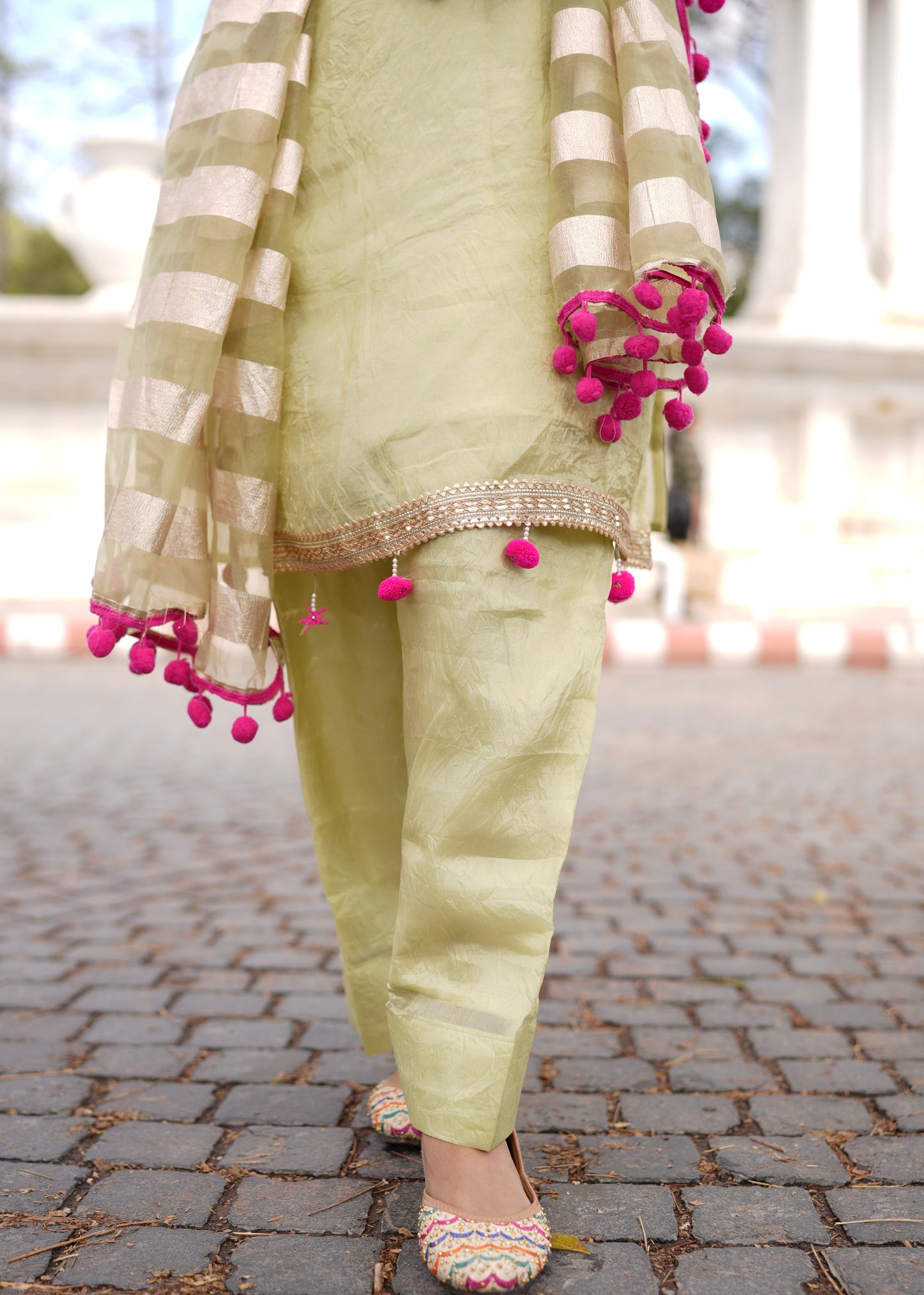 Pista Gul Suit Set